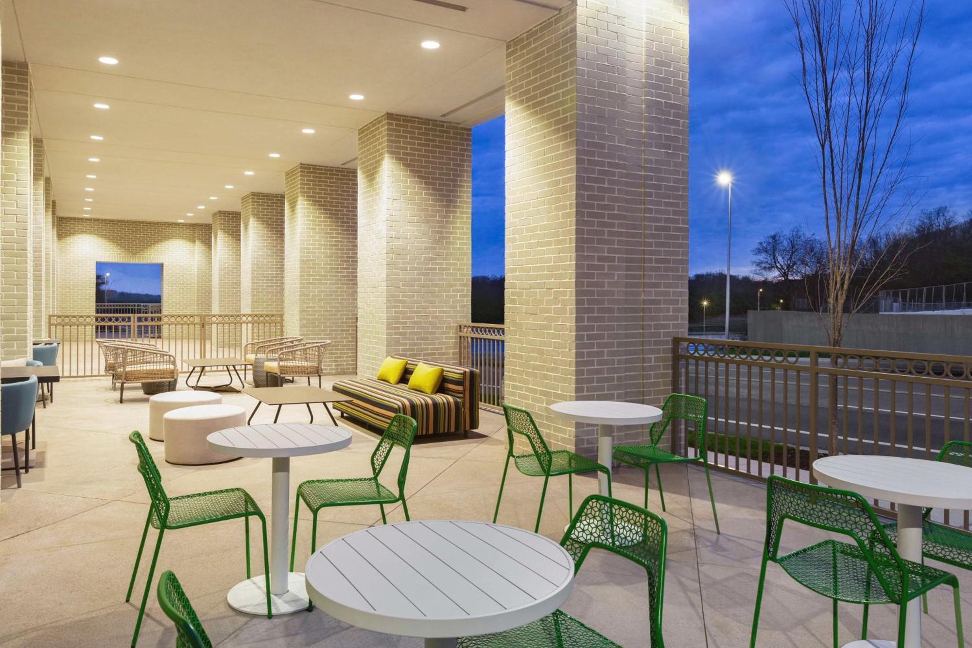 Hilton Garden Inn Nashville West End Avenue Екстер'єр фото